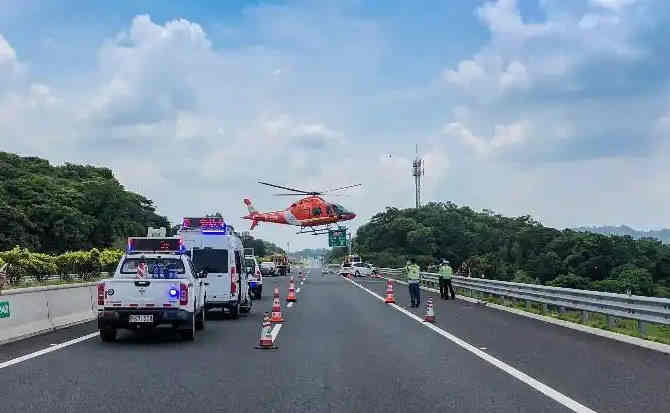 扎兰屯高速公路汽车救援案例